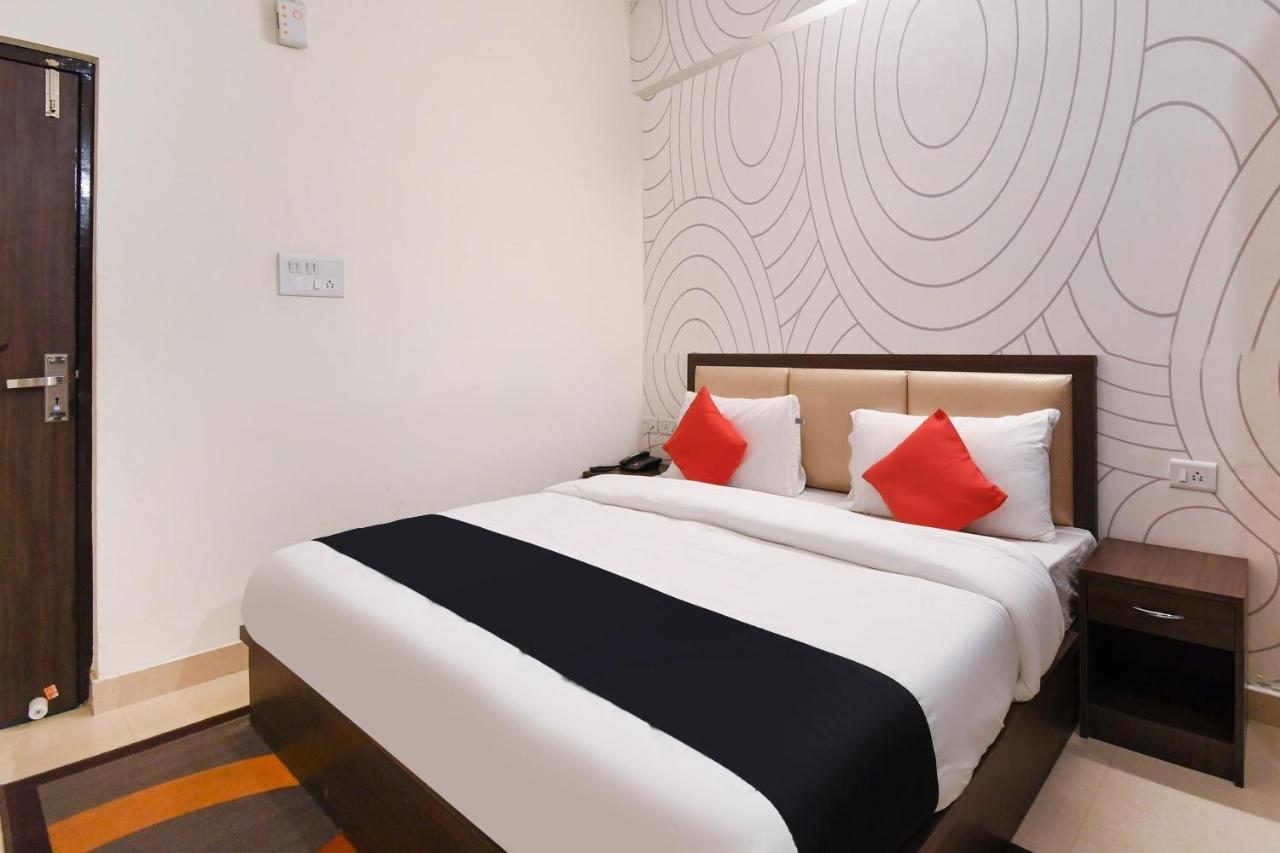 Capital O 70097 Sudha Inn Lucknow Exterior foto